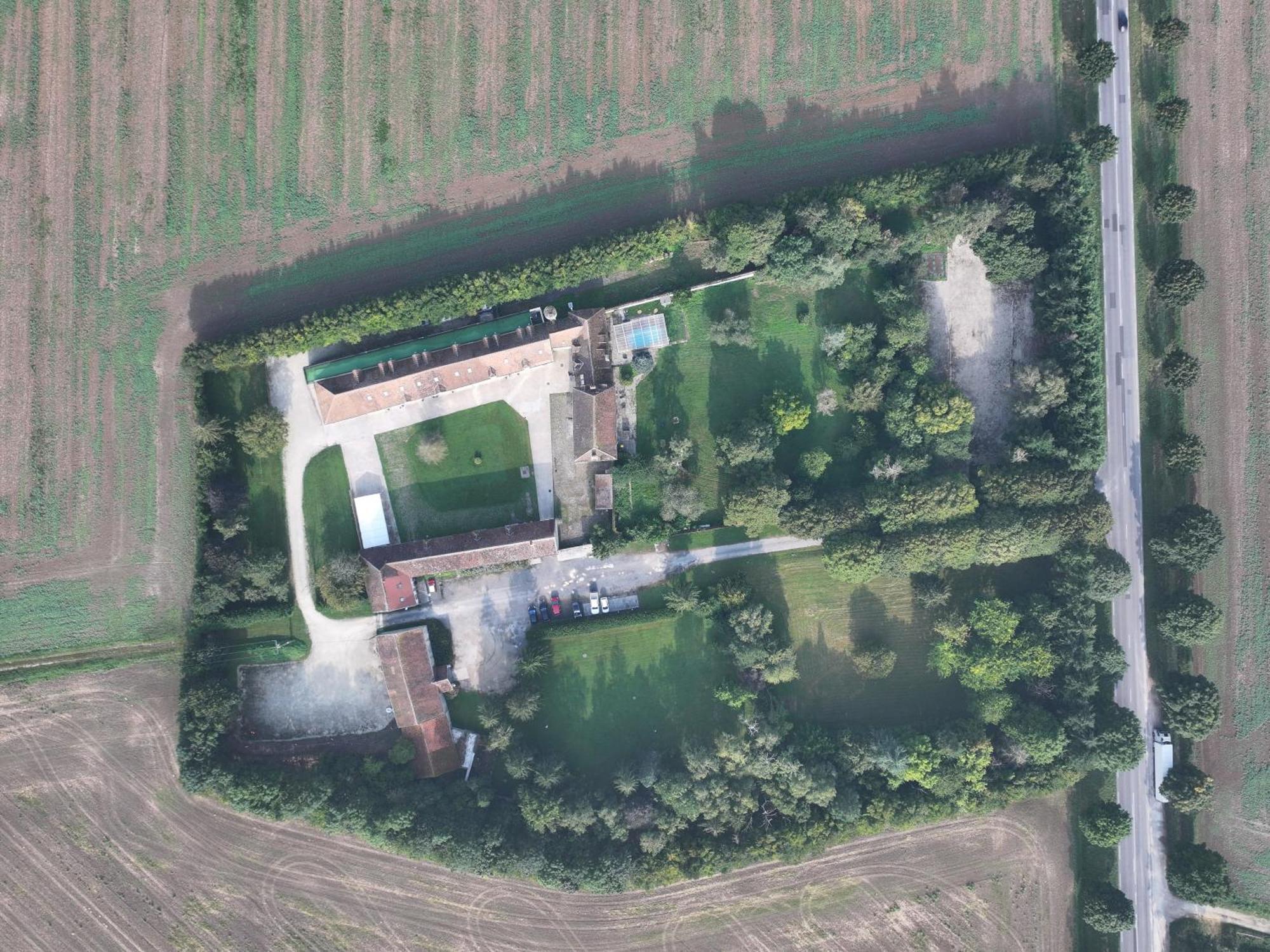 Domaine De La Ferme De Mont Bed & Breakfast Mormant Exterior foto